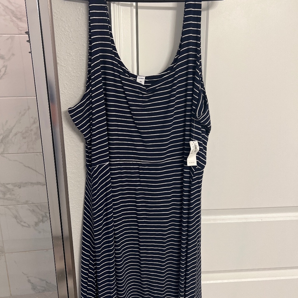 Short dress